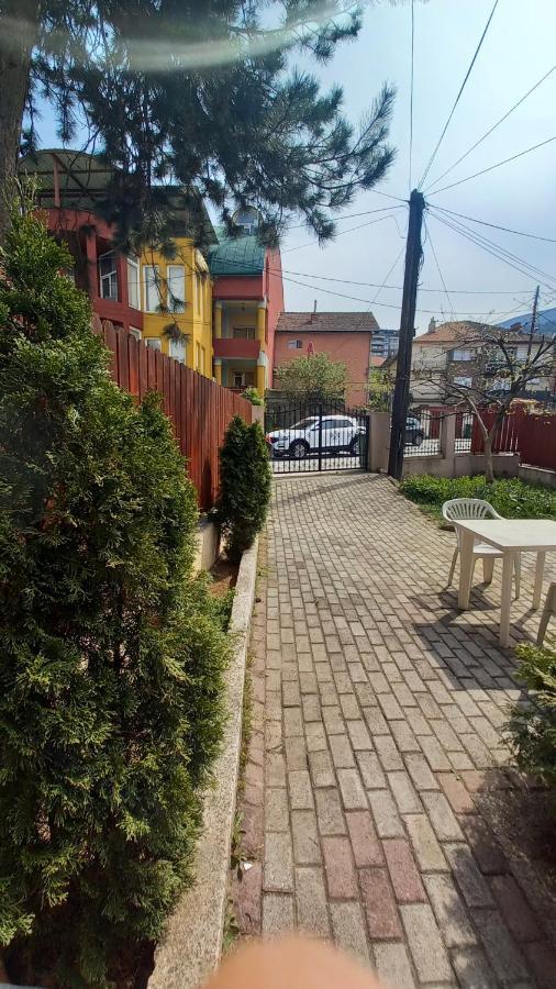 Jani Apartment City Skopje City ​​Center Eksteriør billede